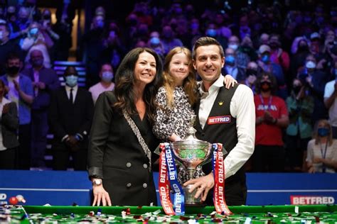 has mark selby split up from his wife